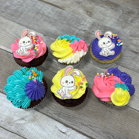 Pâques 2024: Cupcakes format régulier fantaisie de couleur et petits lapinous
