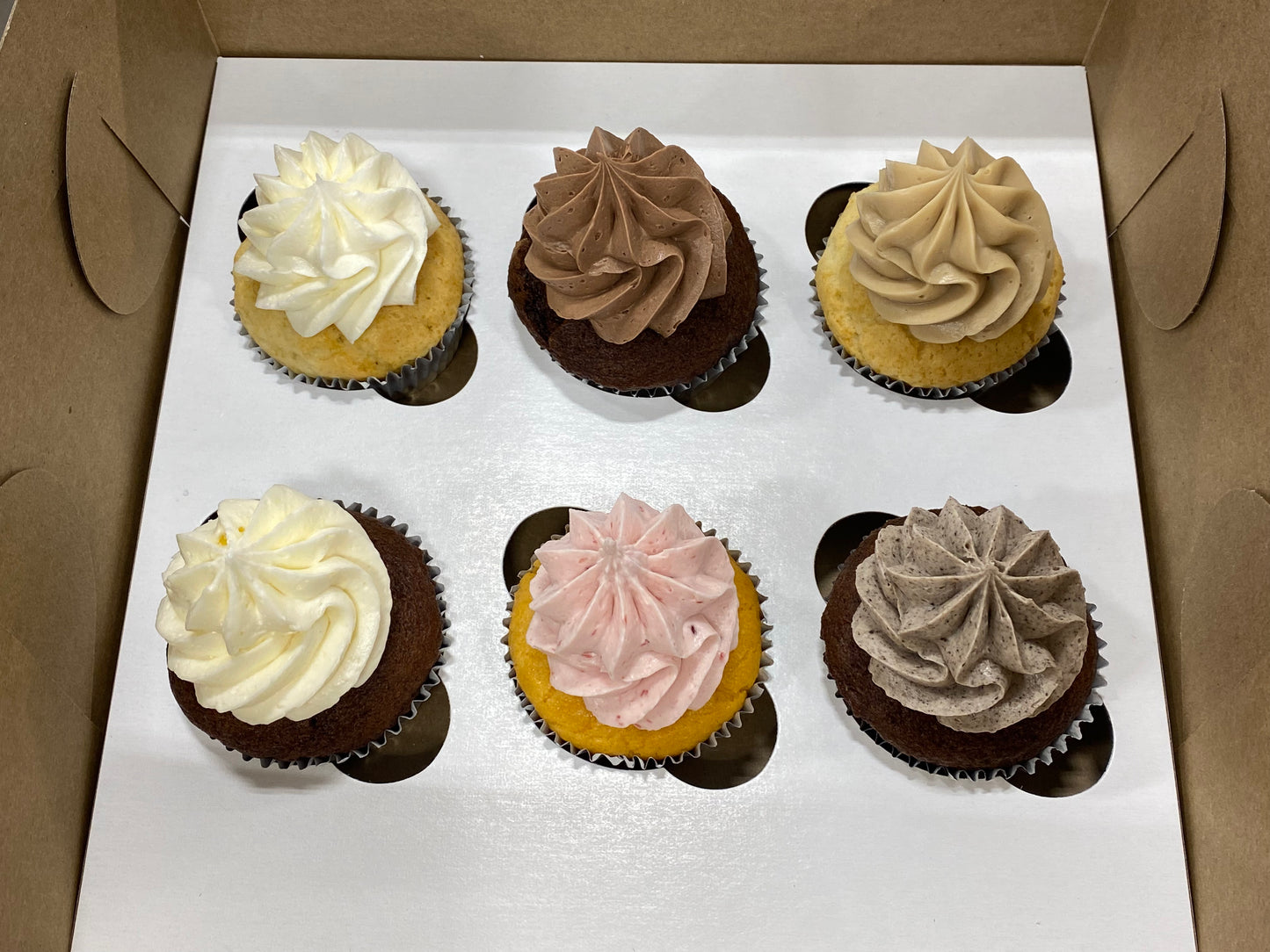 6 cupcakes classique crème au beurre choisis tes propres saveurs