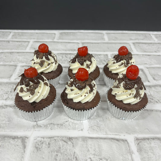 Cupcakes style forêt noire