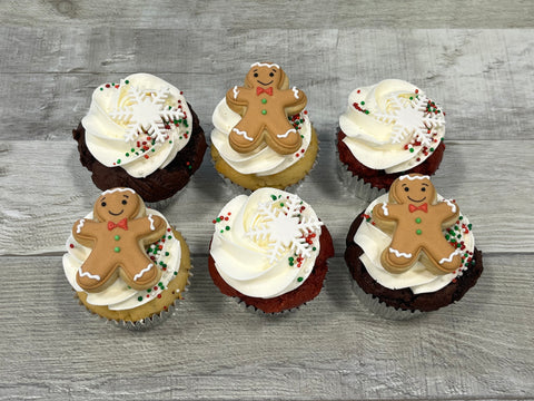 Cupcakes format régulier temps des fêtes 2025 : blanc, biscuits petits pains d'épices et flocons (3 biscuits)