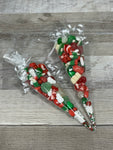 Vous désirez des cônes de bonbons aux couleurs de Noël, nous avons 2 formats disponibles 125g ou 225g

Prix disponible sur demande 

 

450-516-9067
