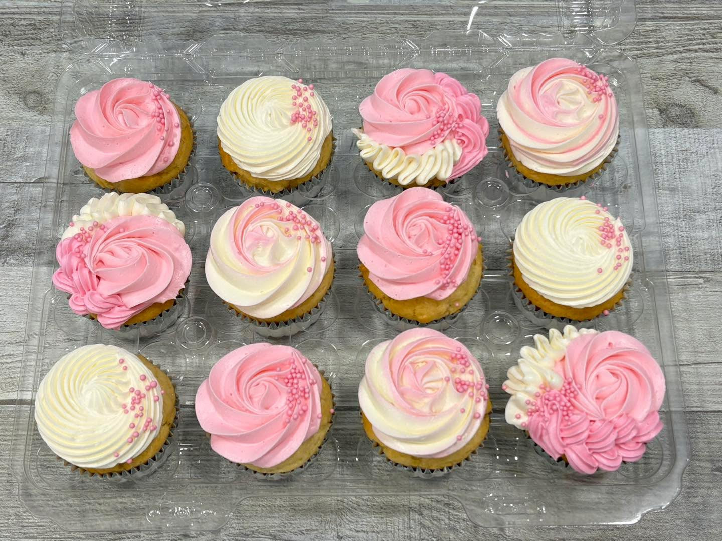 Cupcakes de St-Valentin douceur rose format régulier