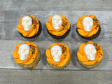 Cupcakes réguliers Halloween 2025: têtes de squelette