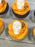 Cupcakes réguliers Halloween 2025: têtes de squelette